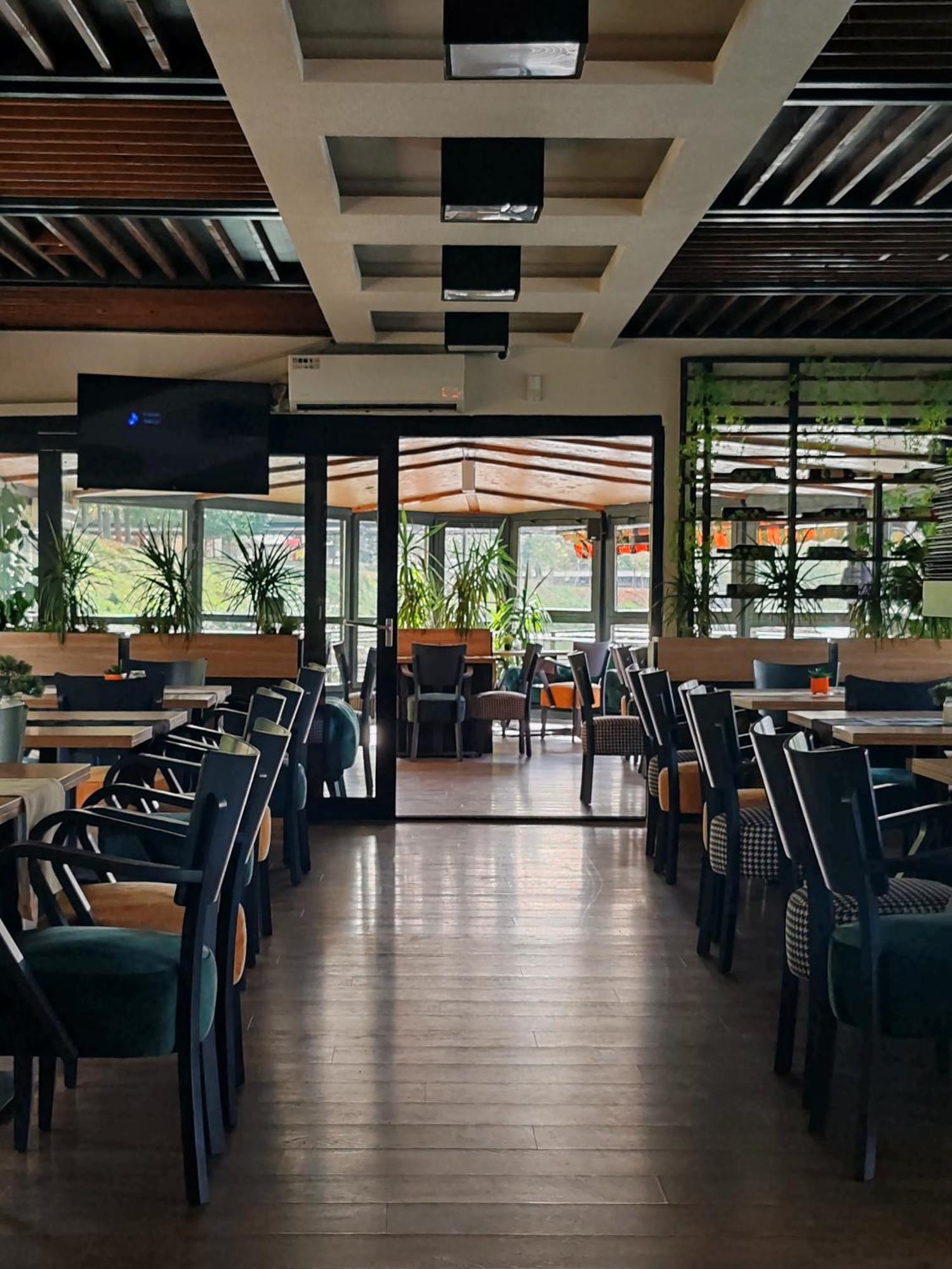 Cruiser Restoran Ćuprija Exteriör bild